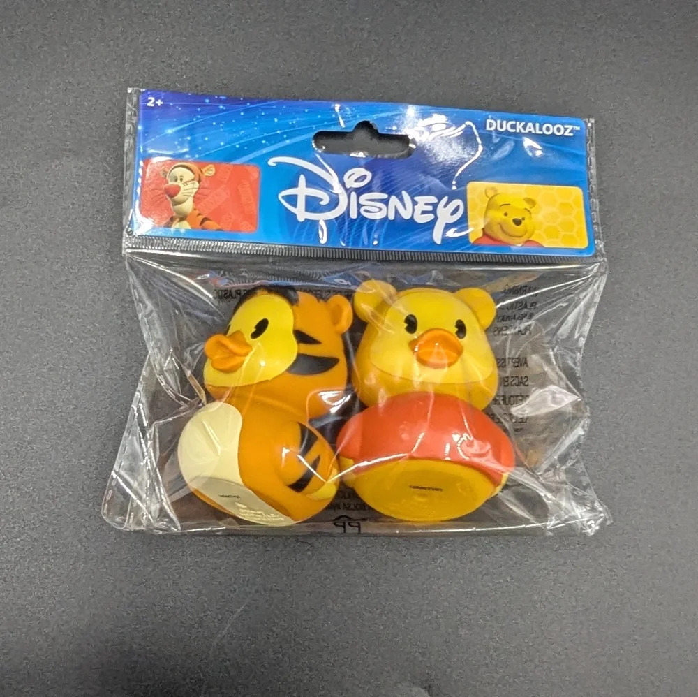 Disney Winnie the Pooh and Tigger Ducks